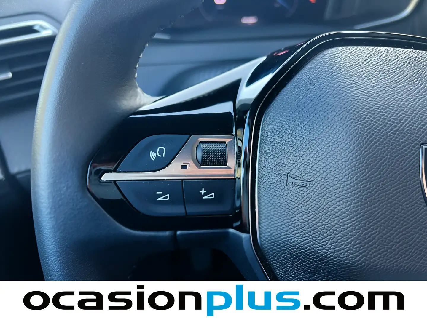 Foto Peugeot 208 Peugeot 208 PureTech 100 Allure (100 CV)