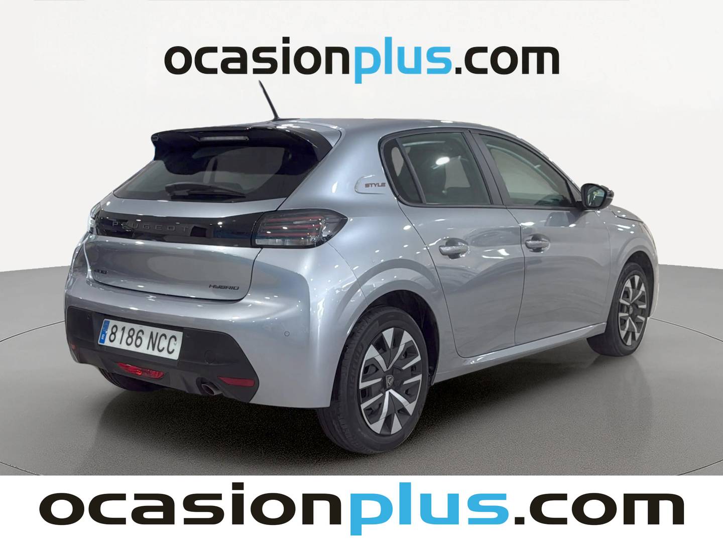 Foto trasera Peugeot 208 Peugeot 208 Style Hybrid 110 eDCS6 (110 CV) izquierda