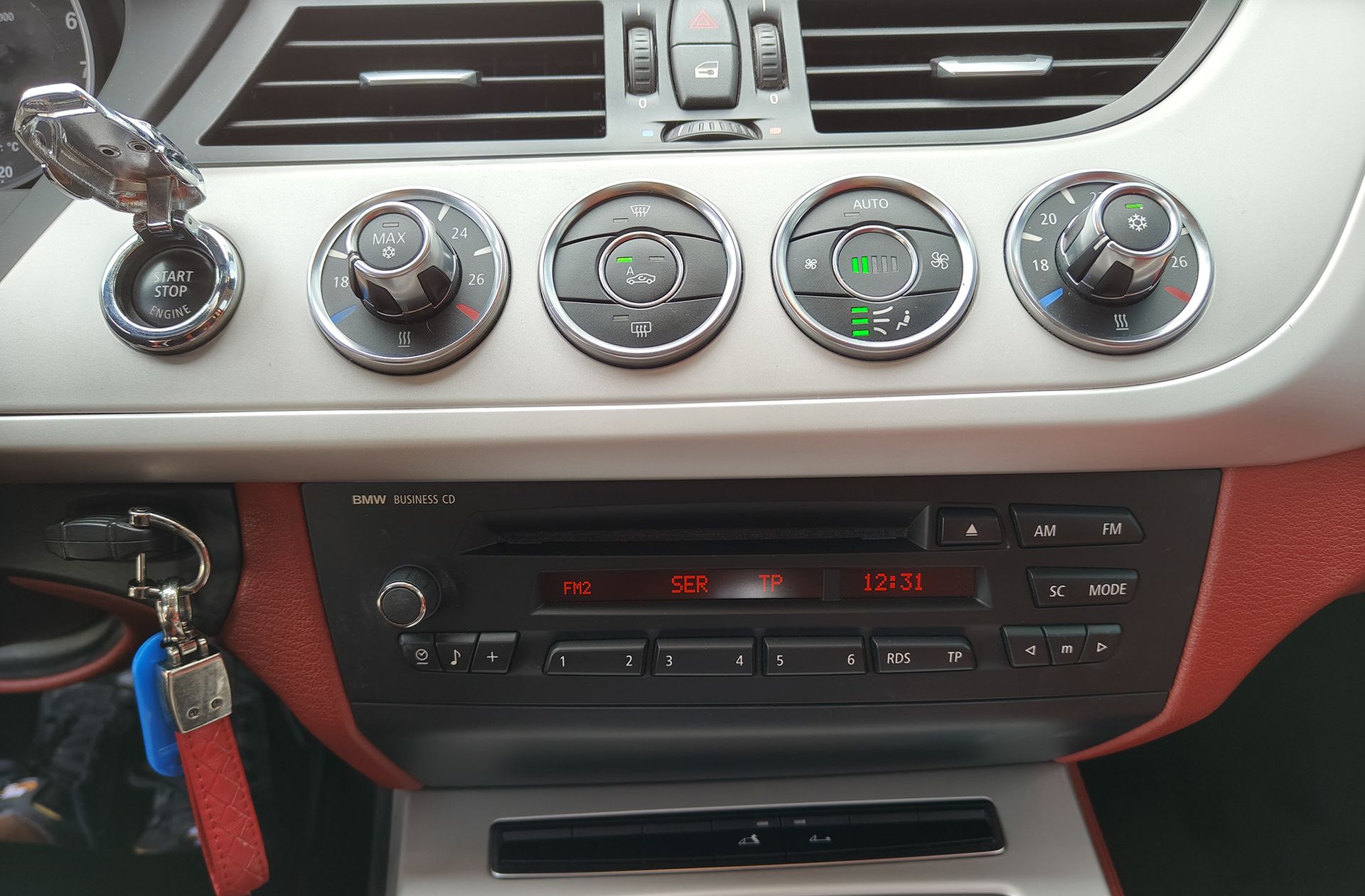 BMW Z4 sDrive30i Cabrio - foto 32