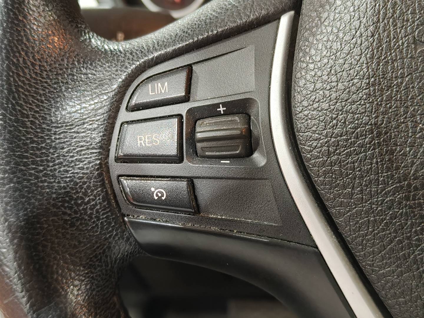 Foto BMW Serie 3 BMW Serie 3 318d (143 CV)