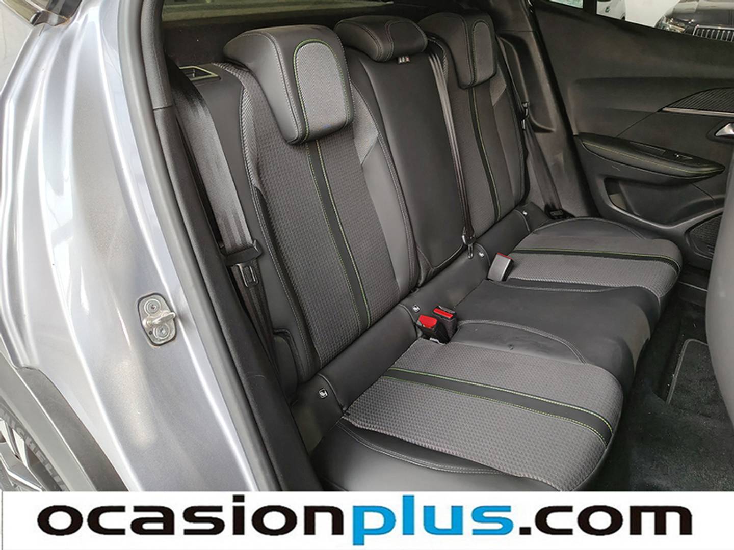 Foto Peugeot 2008 Peugeot 2008 BlueHDi 130 S&S GT EAT8 (130 CV)