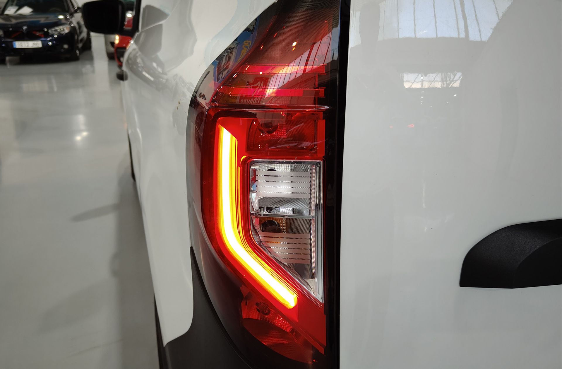 Nissan Townstar Furgon 1.3G L1 Profesional - foto 13