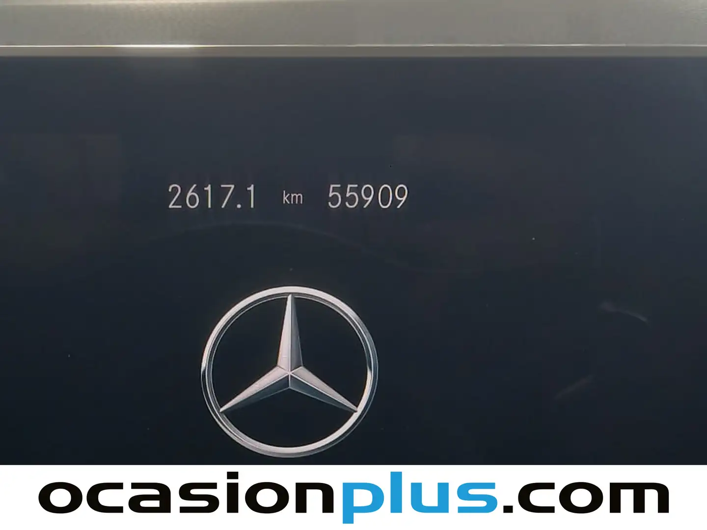 Foto Mercedes GLB Mercedes-Benz GLB 200 d (150 CV) Pack AMG 7 Plazas