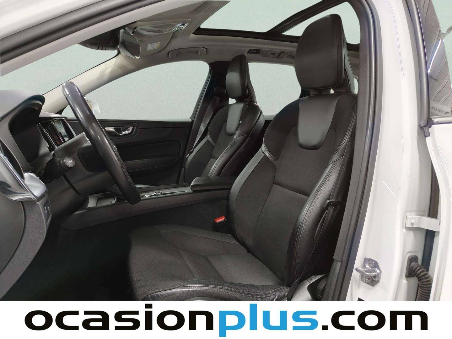 Foto asientos delanteros Volvo XC60 Volvo XC60 D4 Momentum Auto (190 CV)