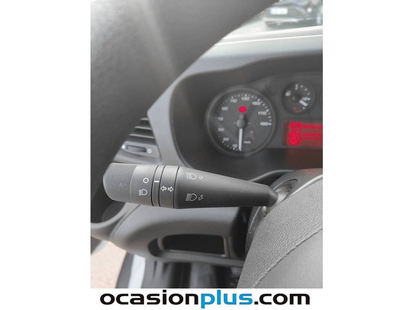 Iveco Daily Iveco Daily Furgon 35S 16 V 3520L/H2 (156 CV) manual