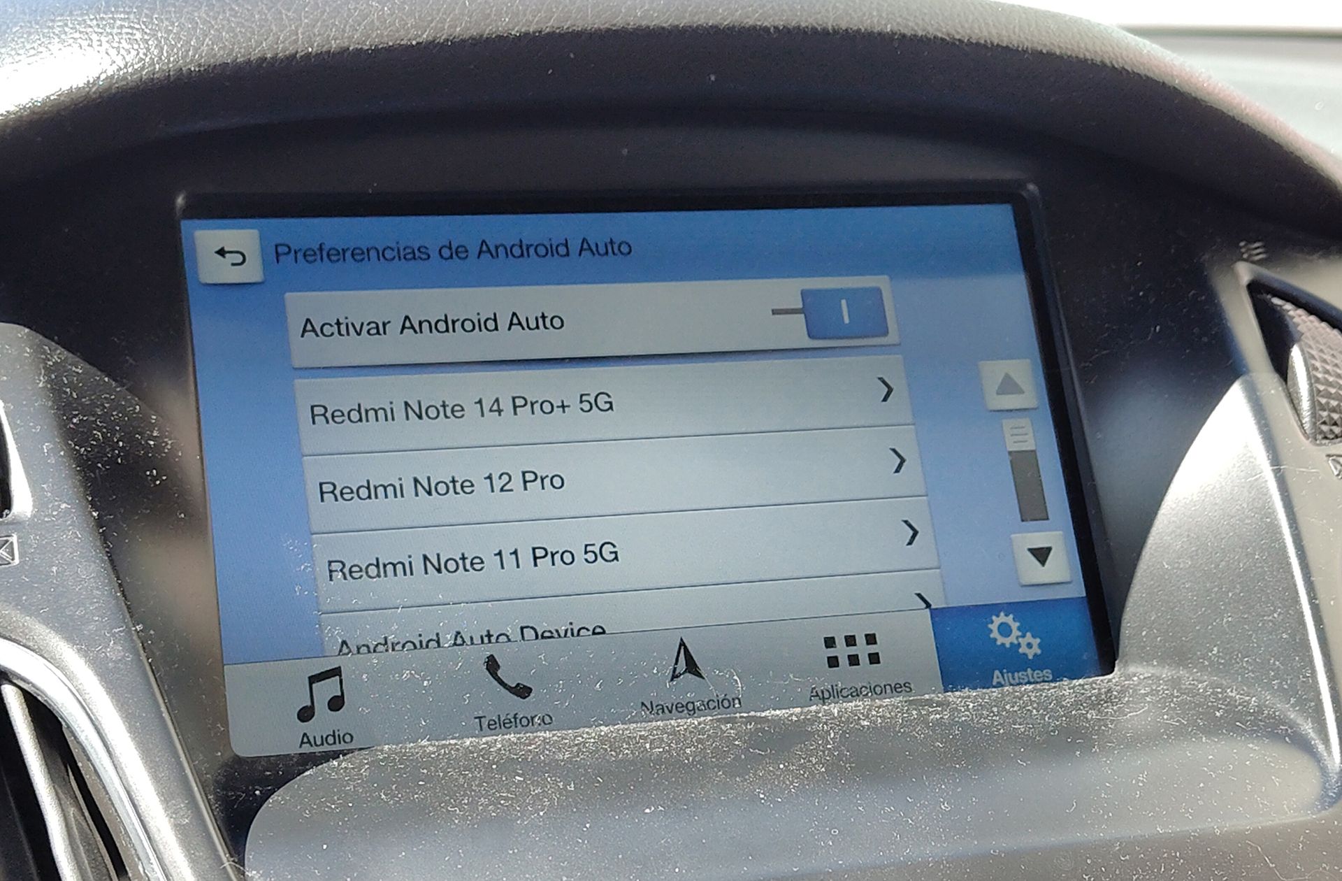 Ford Focus SportBreak 1.0 EcoBoost Business - foto 31
