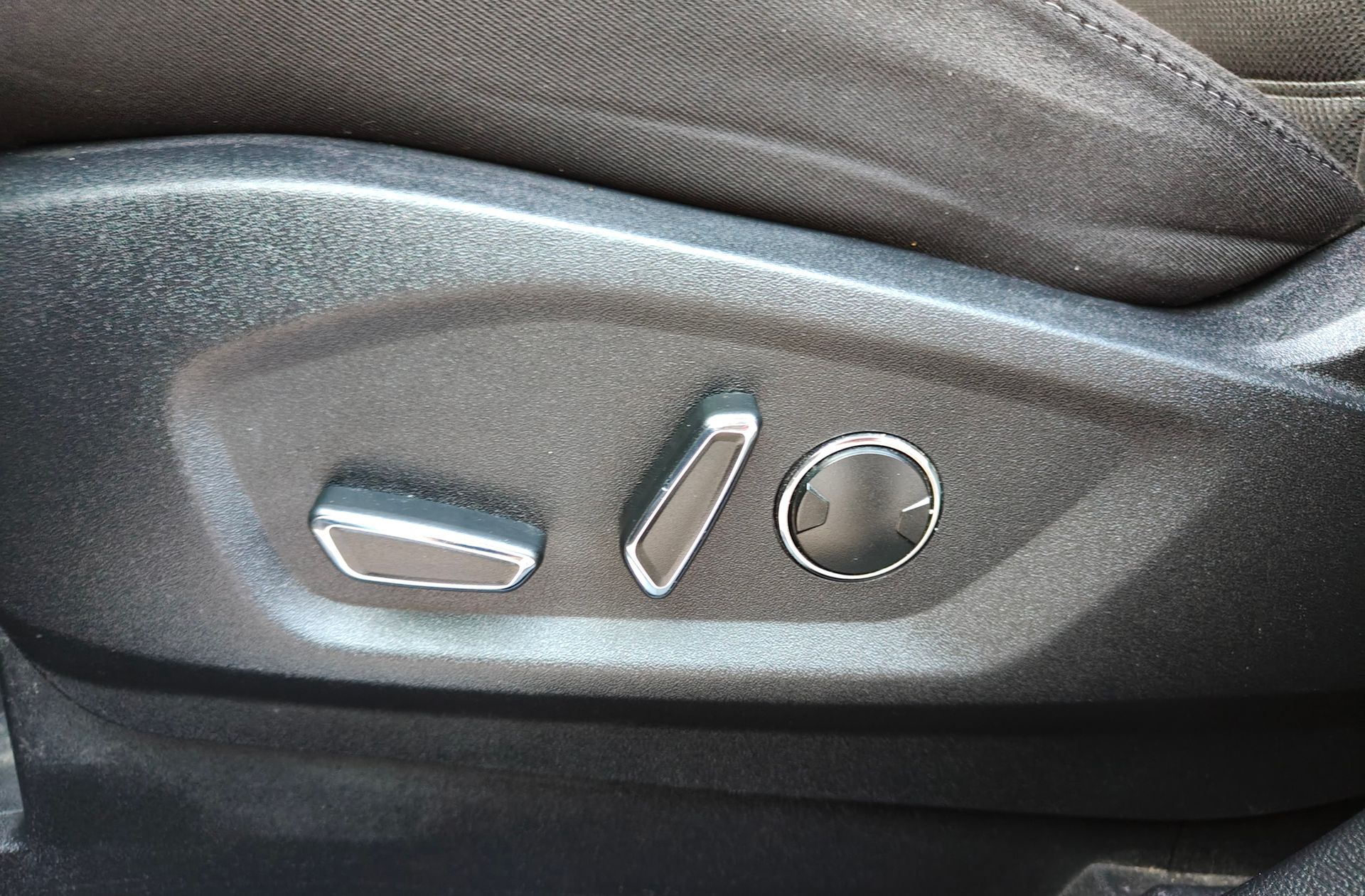 Ford Galaxy 2.0 TDCi Titanium - foto 13