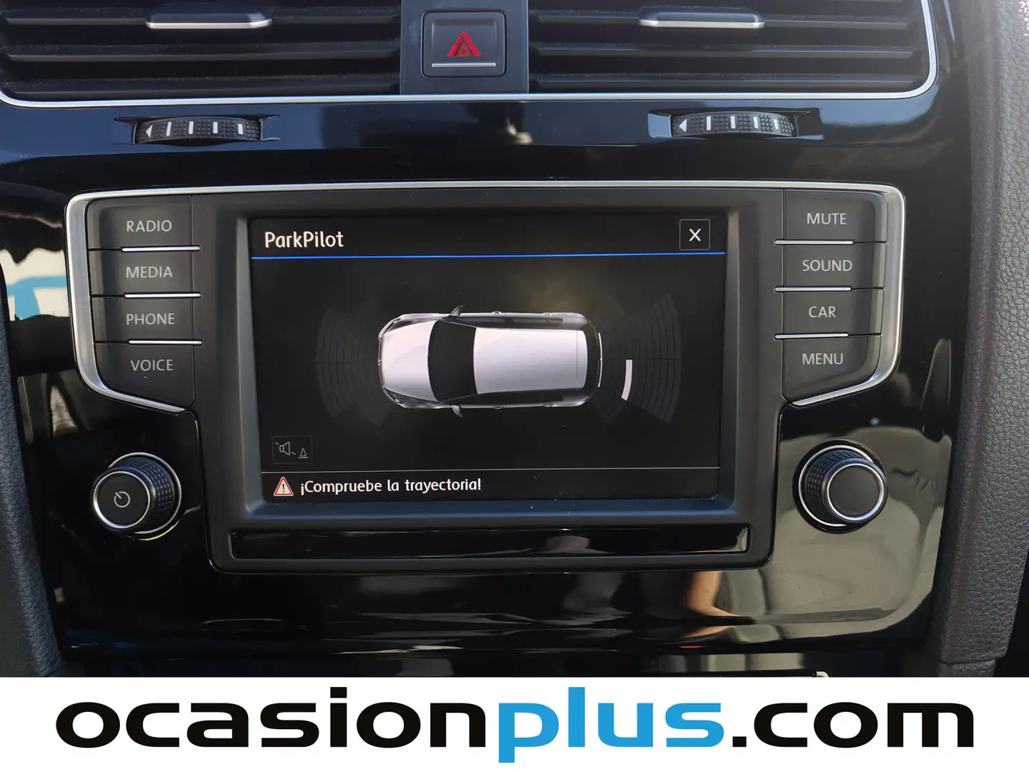 Foto Volkswagen Golf Volkswagen Golf Sport 1.6 TDI BMT (110 CV) Pack R-Line