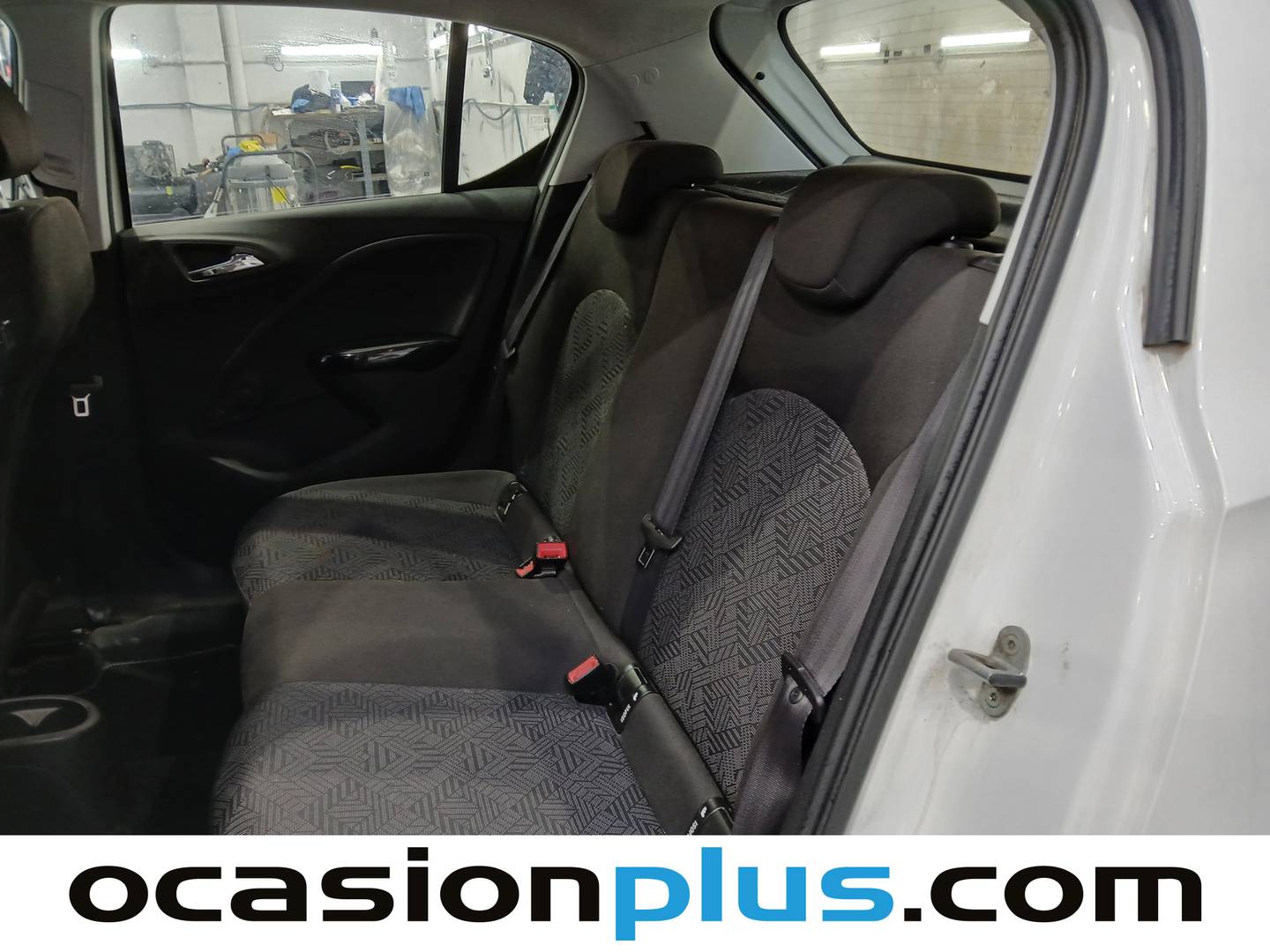 Foto asientos traseros Opel Corsa Opel Corsa 1.4 Selective (90 CV)