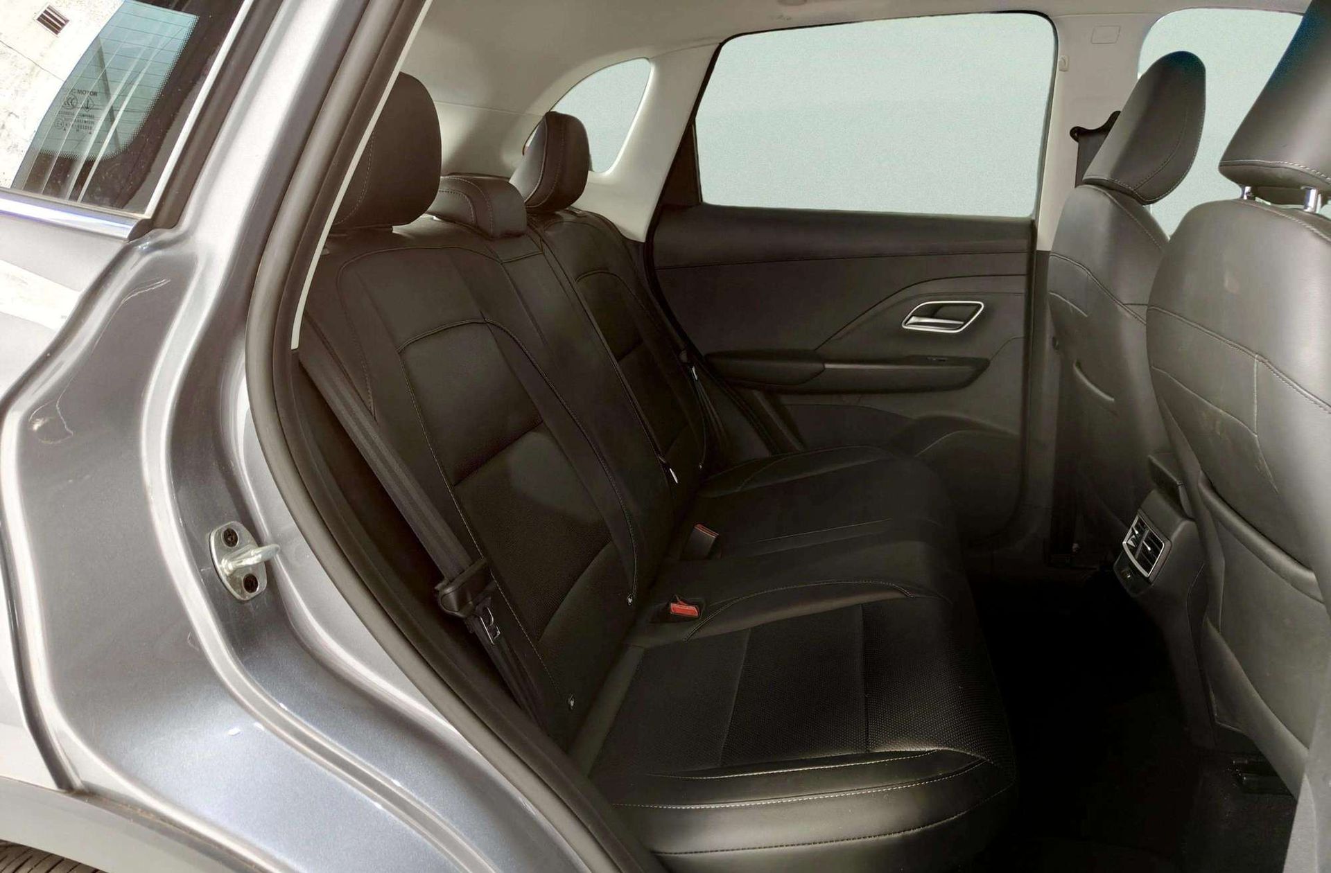 MG ZS 1.5 Hybrid+ Luxury - foto 21