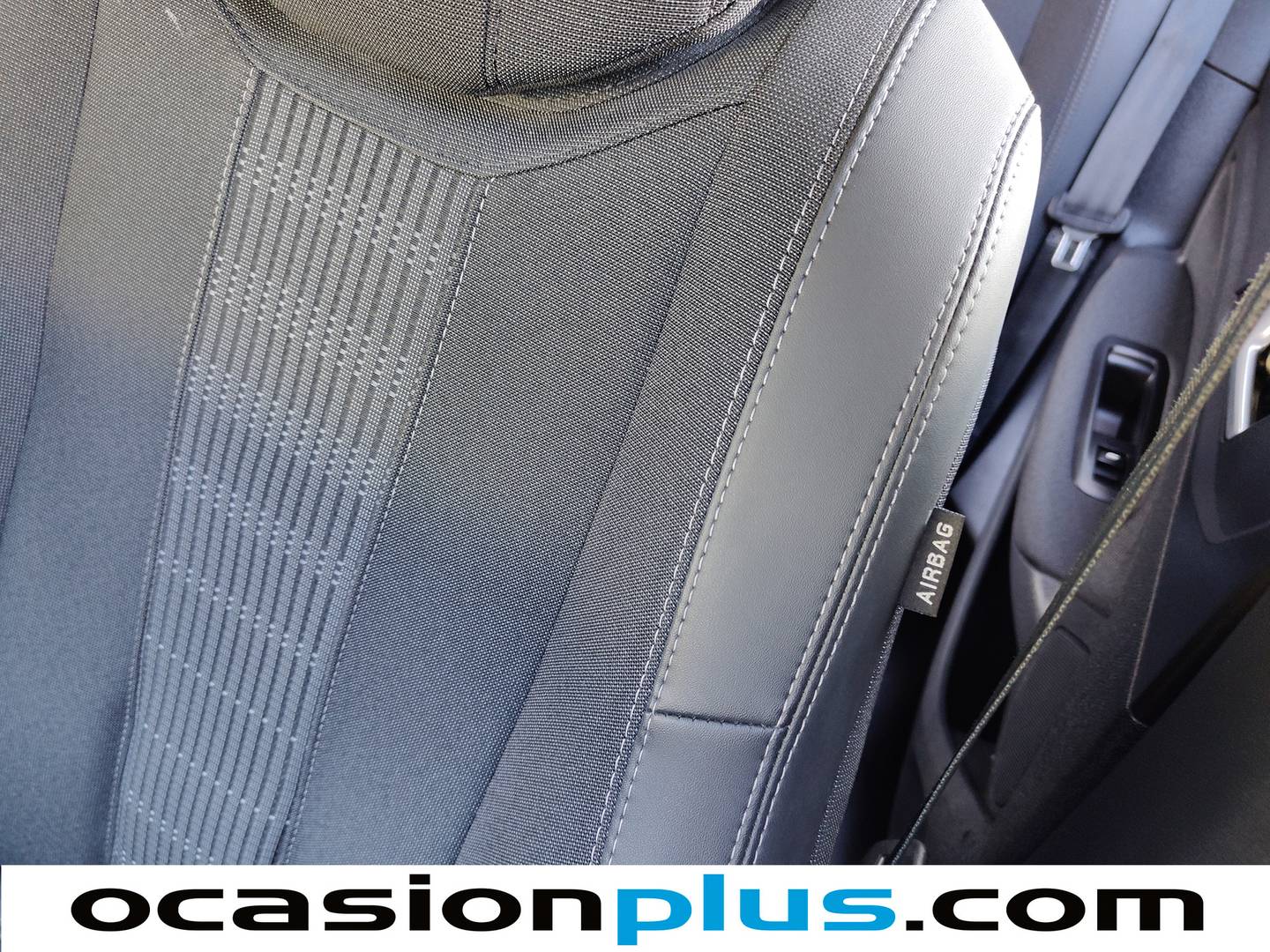 Foto Peugeot 308 Peugeot 308 PureTech 130 S&S Allure Pack EAT8 (130 CV)