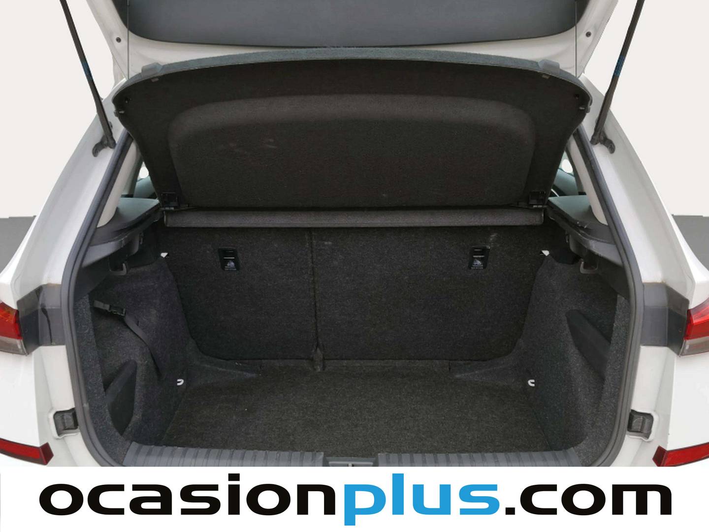 Fotos maletero Skoda Kamiq Skoda Kamiq 1.0 TSI Ambition DSG (110 CV)