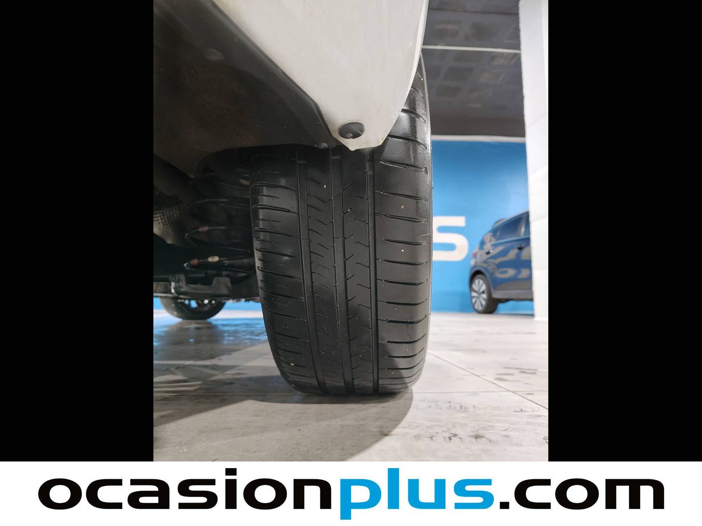 Foto Citroën C-Elysée Citroen C-Elysee BlueHDi 100 Exclusive (100 CV)