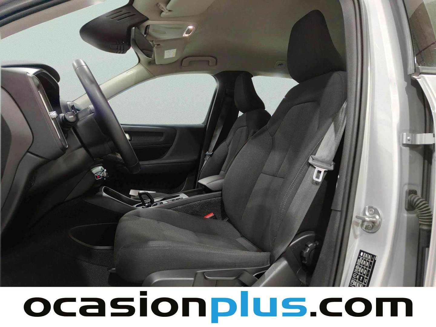 Foto asientos delanteros Volvo XC40 Volvo XC40 T2 Essential Dark Auto (129 CV)