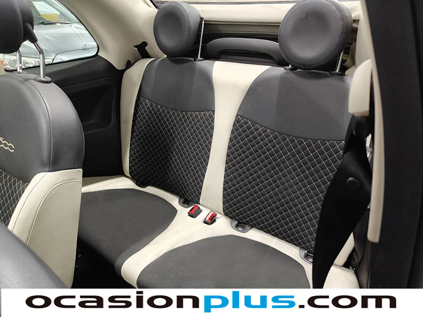 Foto asientos traseros Fiat 500C Fiat 500C 1.0 Hybrid Dolcevita (70 CV)