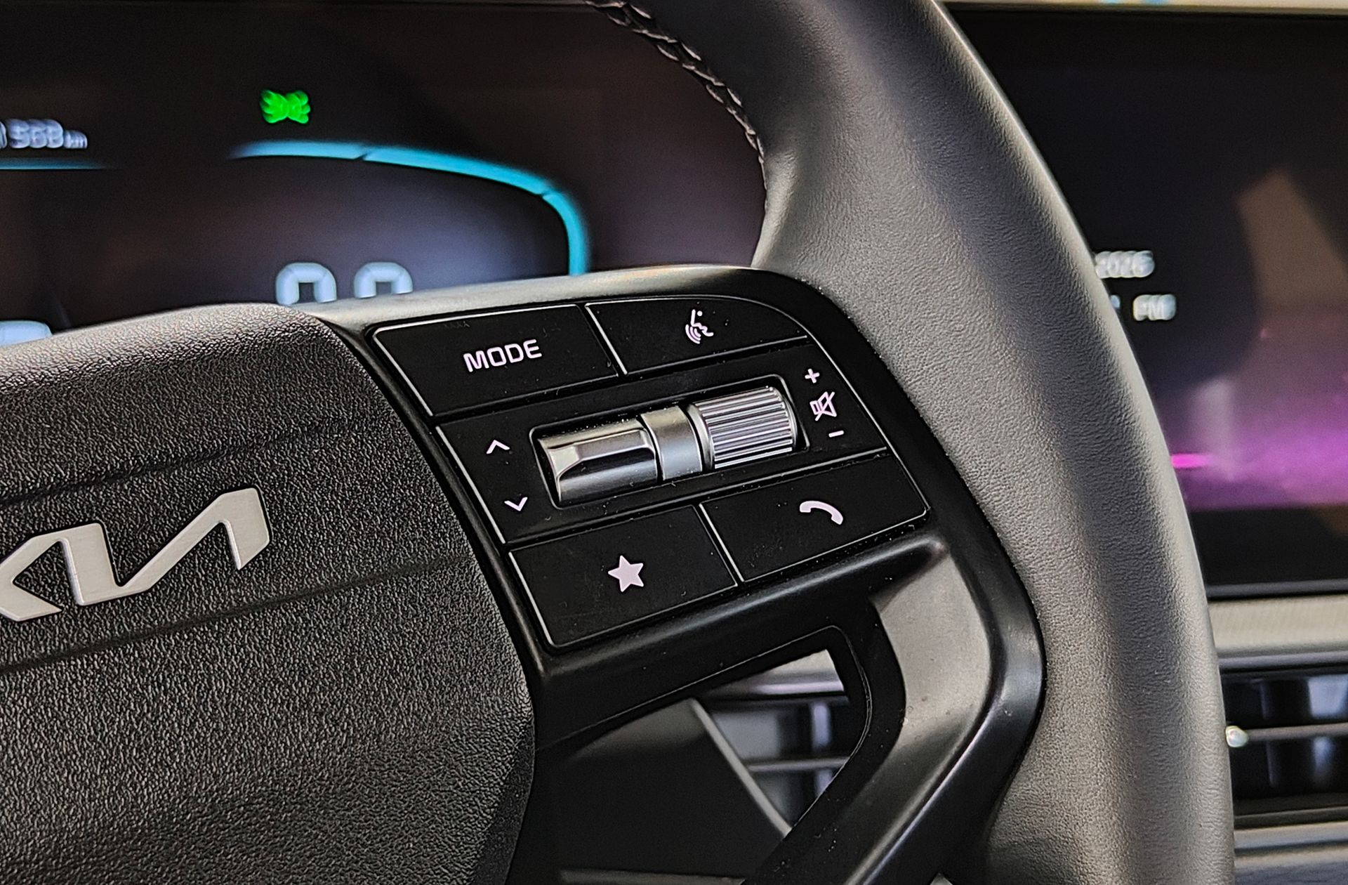 Kia Stonic 1.0 T-GDi MHEV Concept - foto 25