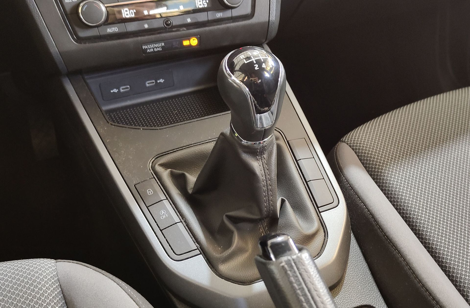 SEAT Arona 1.0 TSI Style Go2 - foto 5