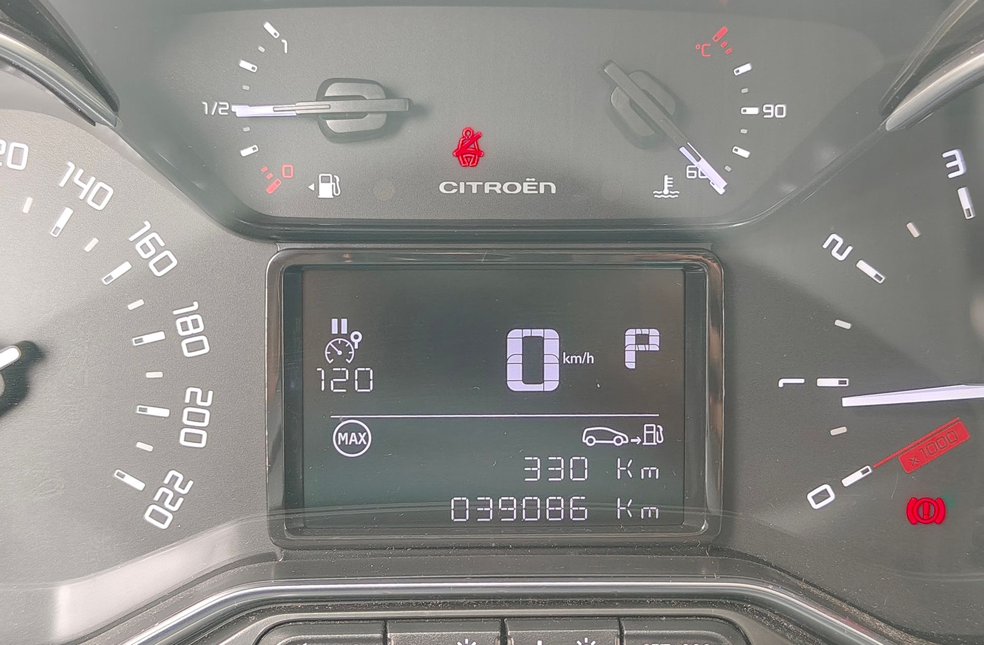Citroën C3 Aircross BlueHDi 120 Shine EAT6 - foto 9