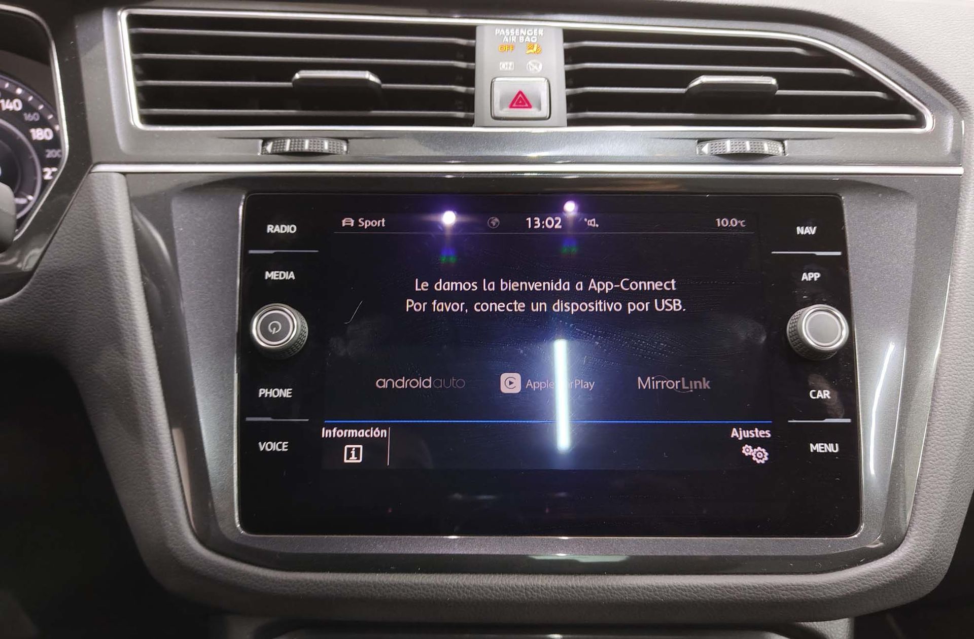 Volkswagen Tiguan Sport 2.0 TDI BMT 4Motion Pack R-line DSG - foto 12