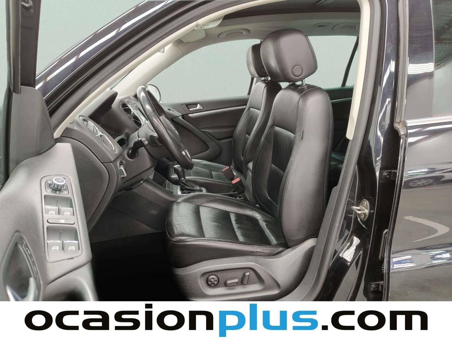 Foto asientos delanteros Volkswagen Tiguan Volkswagen Tiguan Excellence 2.0 TDI 4Motion (140 CV) DSG