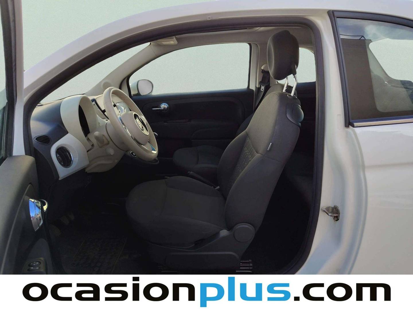 Foto asientos delanteros Fiat 500 Fiat 500 1.0 Hybrid Dolcevita (70 CV)