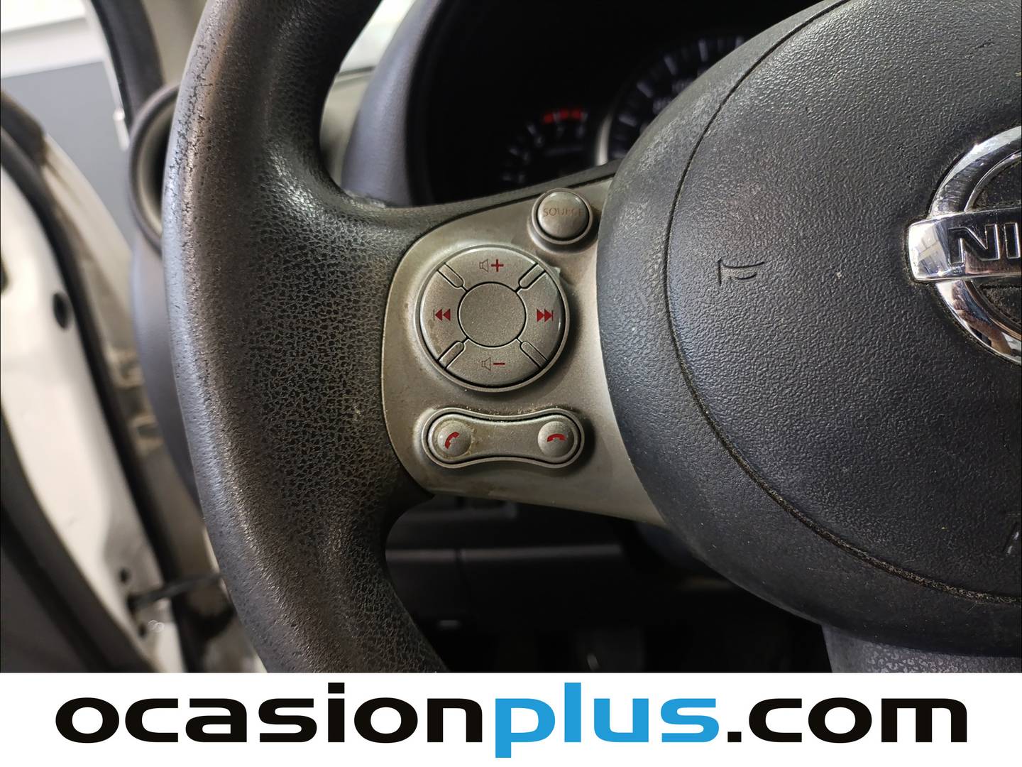 Equipamiento del Nissan Micra Nissan Micra 1.2G NARU EDITION (80 CV)