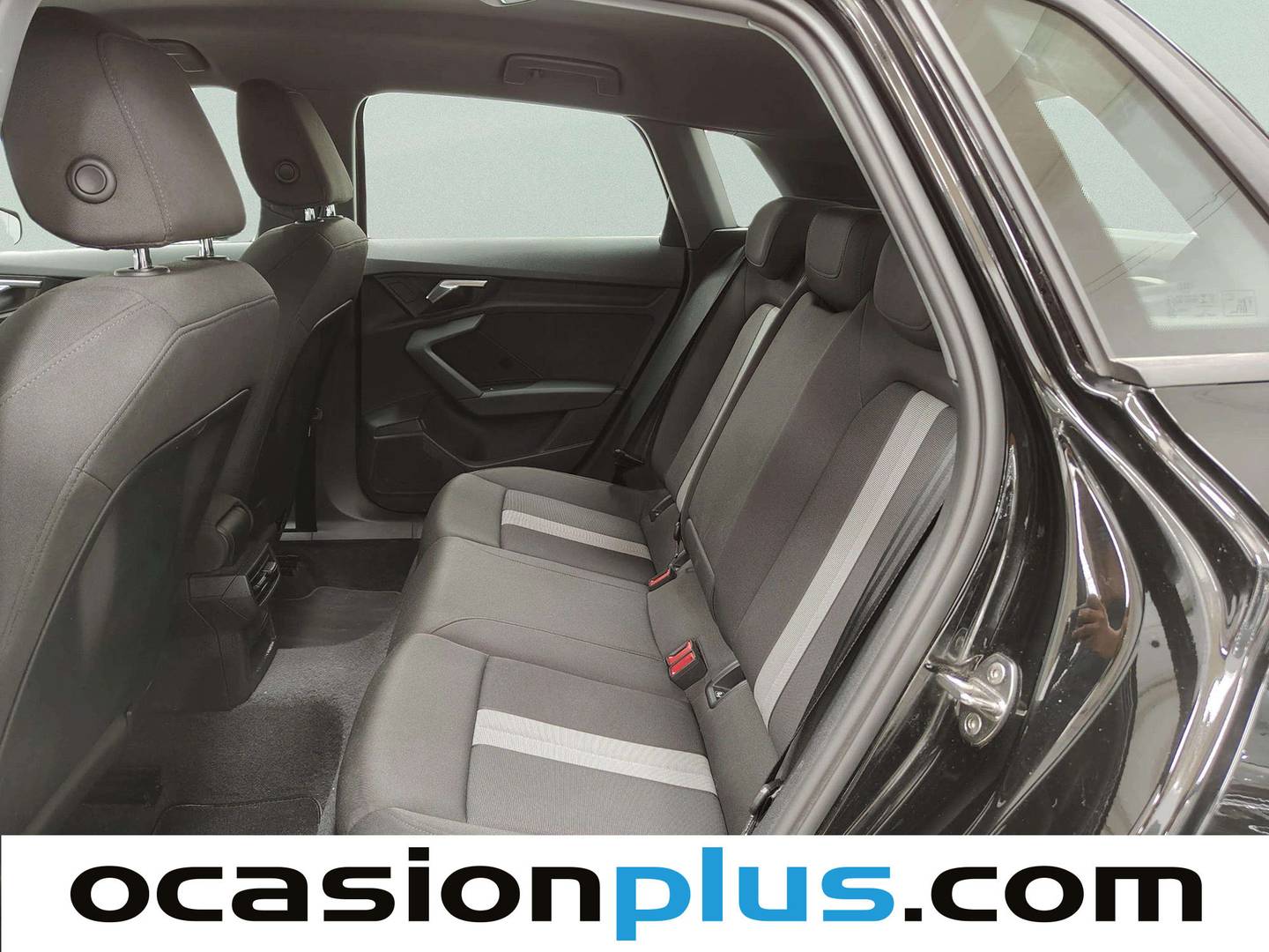 Foto asientos traseros Audi A3 Audi A3 Sportback Advanced 30 TFSI (110 CV)