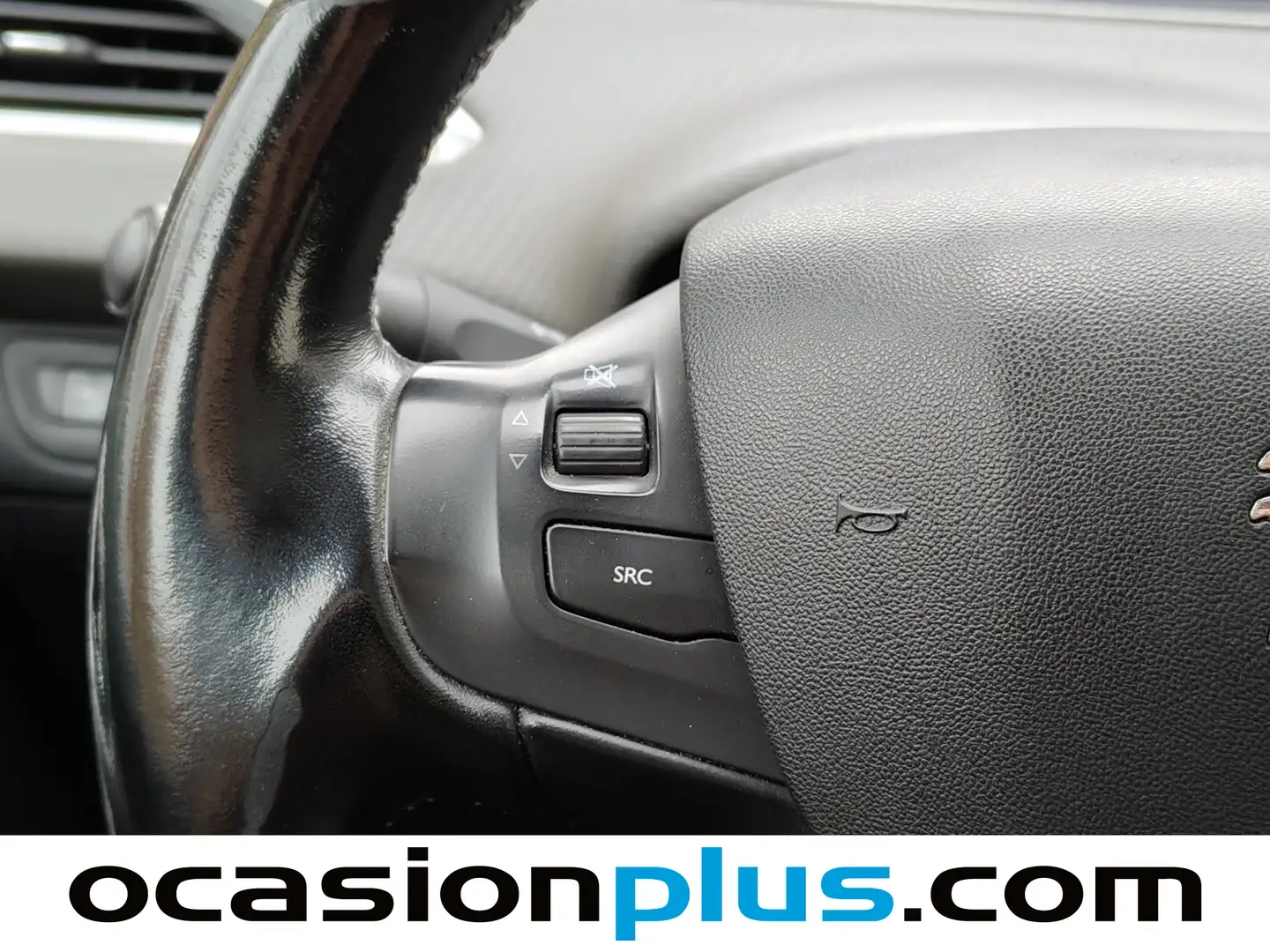 Foto Peugeot 2008 Peugeot 2008 BlueHDi 120 S&S Allure (120 CV)