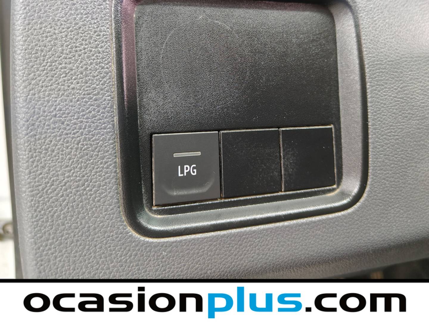 Foto Dacia Duster Dacia Duster Essential TCE (100 CV) ECO-G 4X2