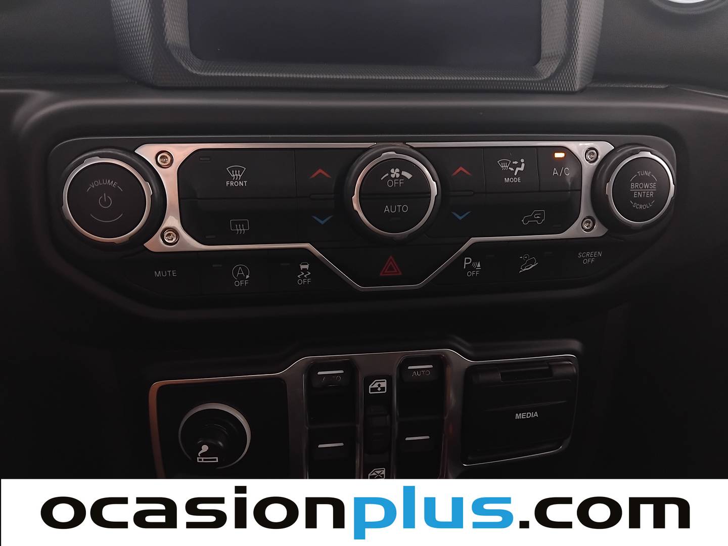 Paquetes del Jeep Wrangler Unlimited Jeep Wrangler 2.0T GME Sahara 8ATX (270 CV)