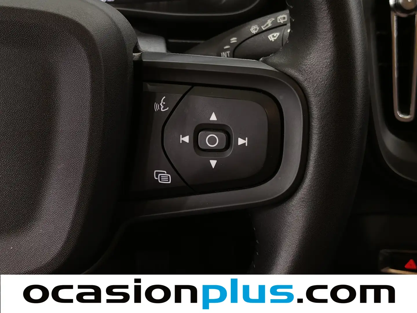 Foto Volvo XC40 Volvo XC40 T3 Momentum Core (163 CV)