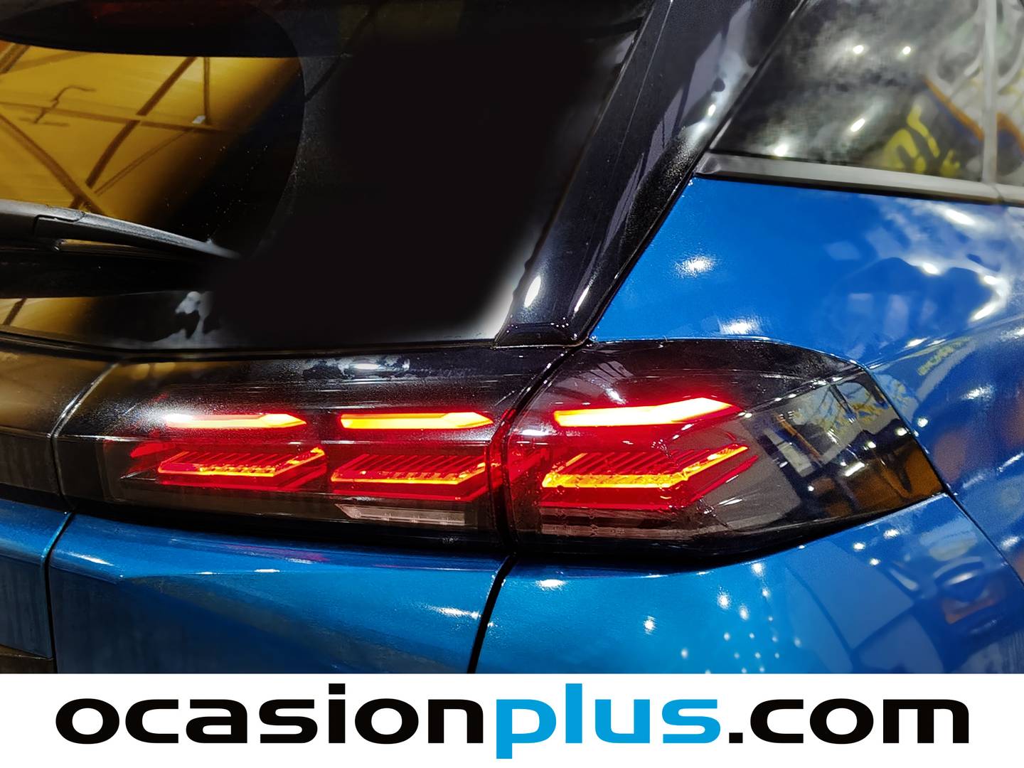 Foto Peugeot 2008 Peugeot 2008 Allure Hybrid eDCS6 (145 CV)