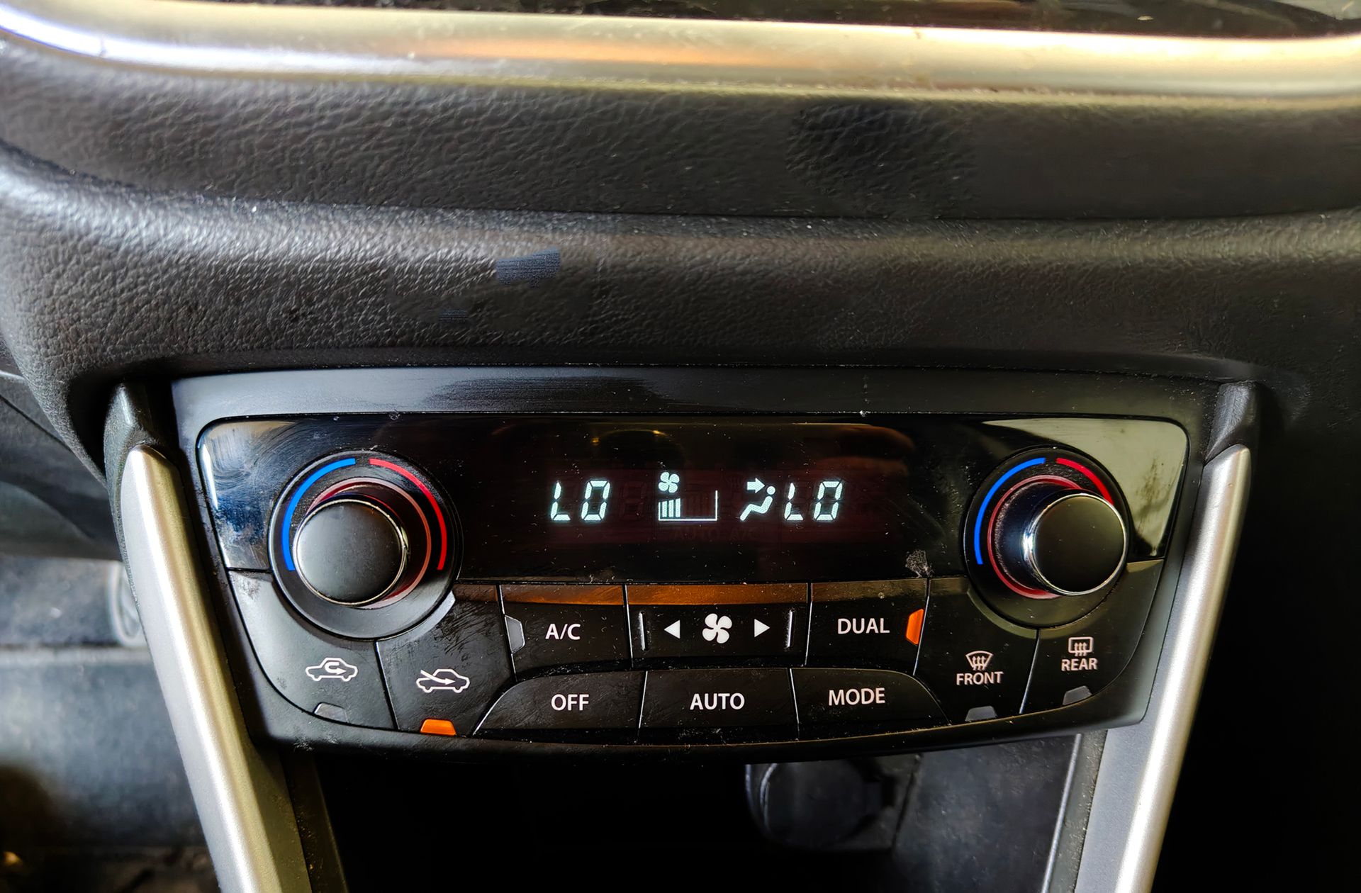 Suzuki S-Cross 1.0 Ditc GLX - foto 23