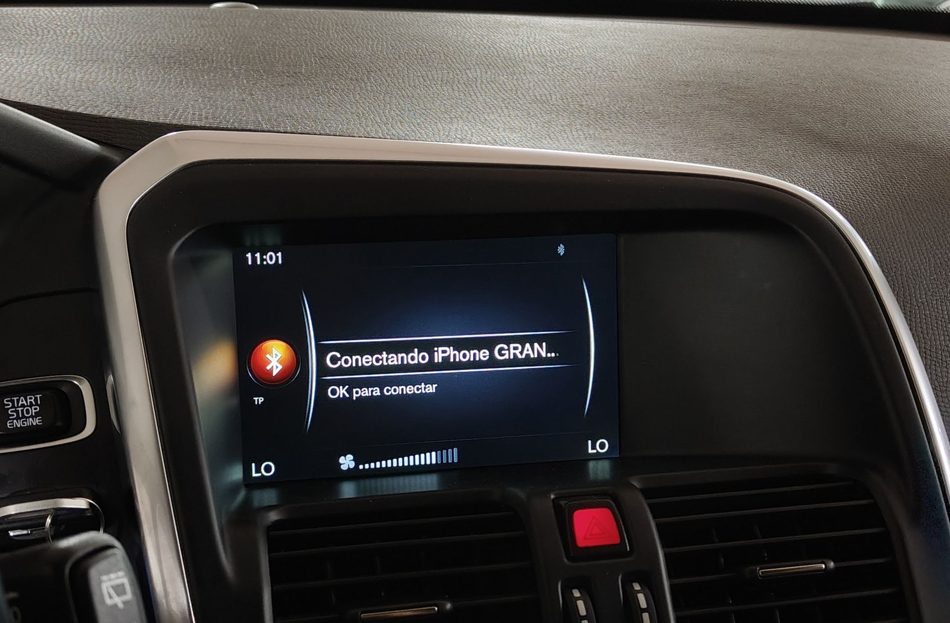 Volvo XC60 D3 Kinetic - foto 34