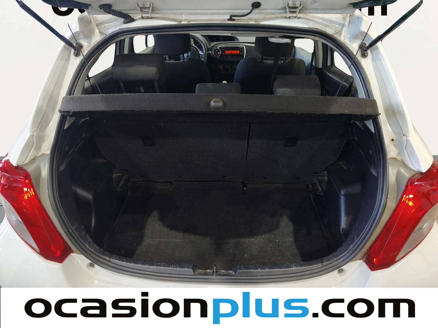 Fotos maletero Toyota Yaris Toyota Yaris 90D Active (90 CV)