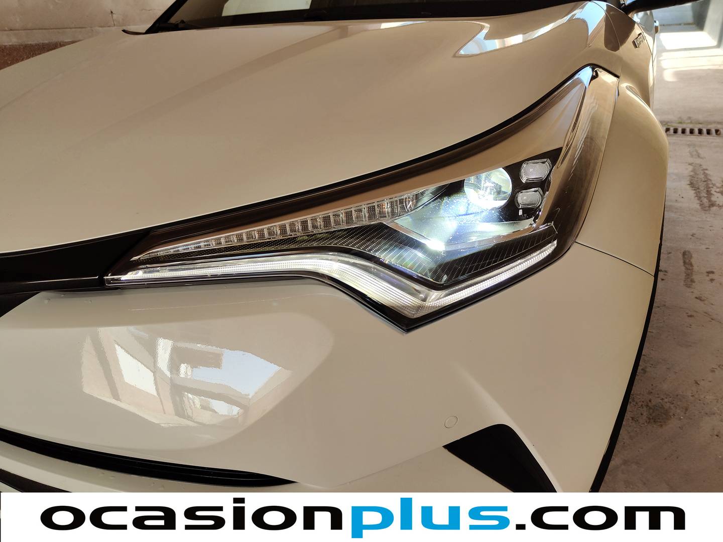 Toyota C-HR Toyota C-HR 1.8 125H Dynamic Plus (122 CV) al mejor precio