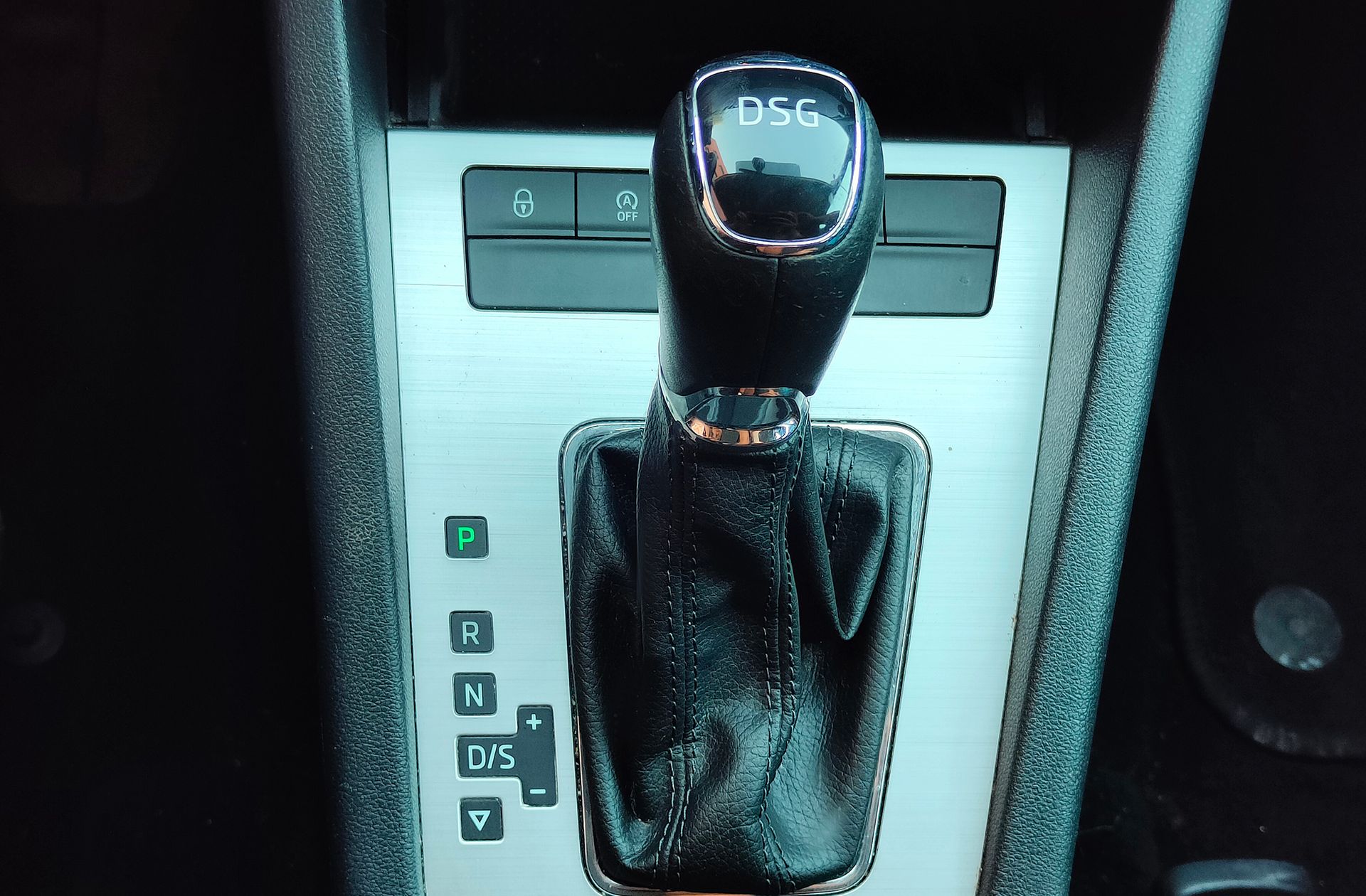 Škoda Octavia 1.4 TSI Like DSG - foto 5