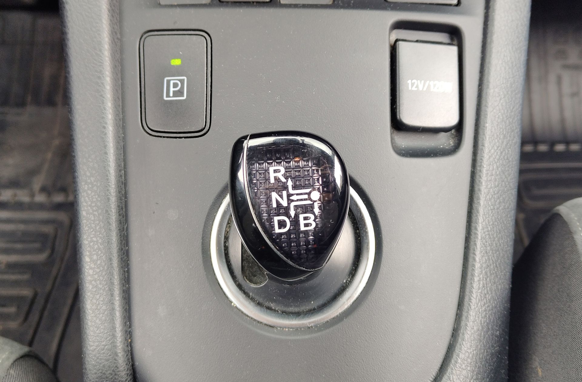 Toyota Auris 140H Hybrid Feel! - foto 5