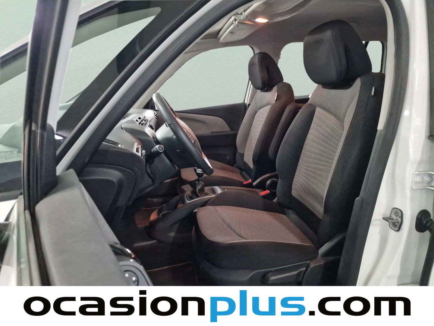 Foto asientos traseros Citroën Grand C4 Spacetourer Citroën Grand C4 Spacetourer PureTech 130 S&S 6v C-Series (131 CV) 7 Plazas