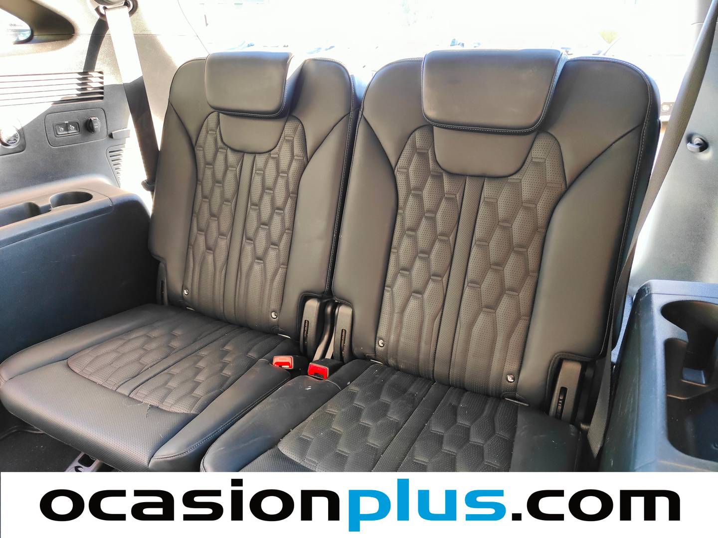Acabados KIA Sorento KIA Sorento 1.6 T-GDi HEV Emotion 4x2 (Pack Luxury) Auto (230 CV) 7 Plazas