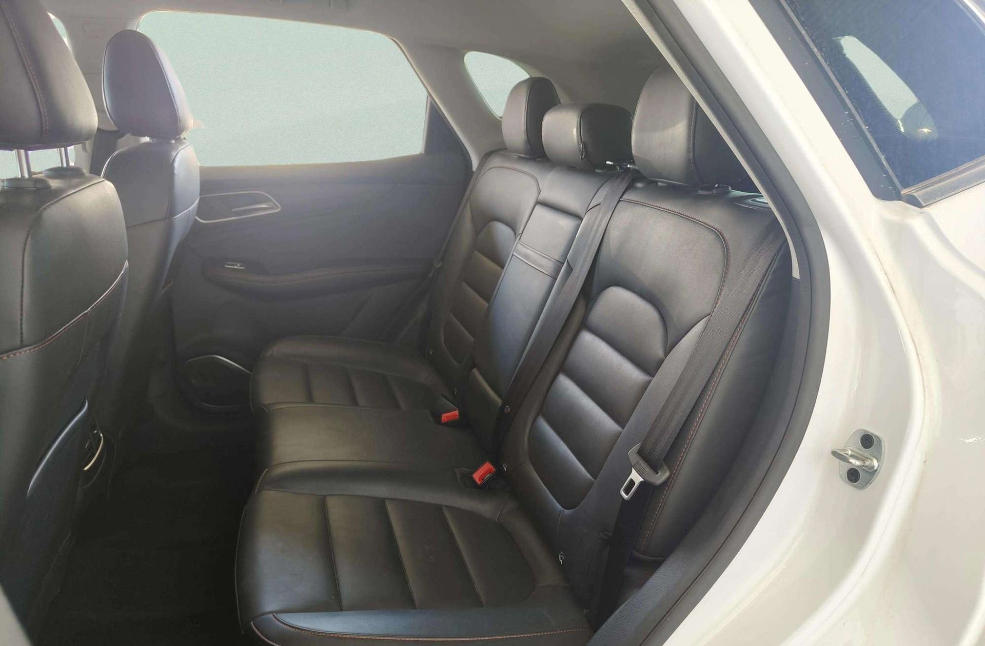 MG HS 1.5 Turbo GDI Comfort DCT - foto 13