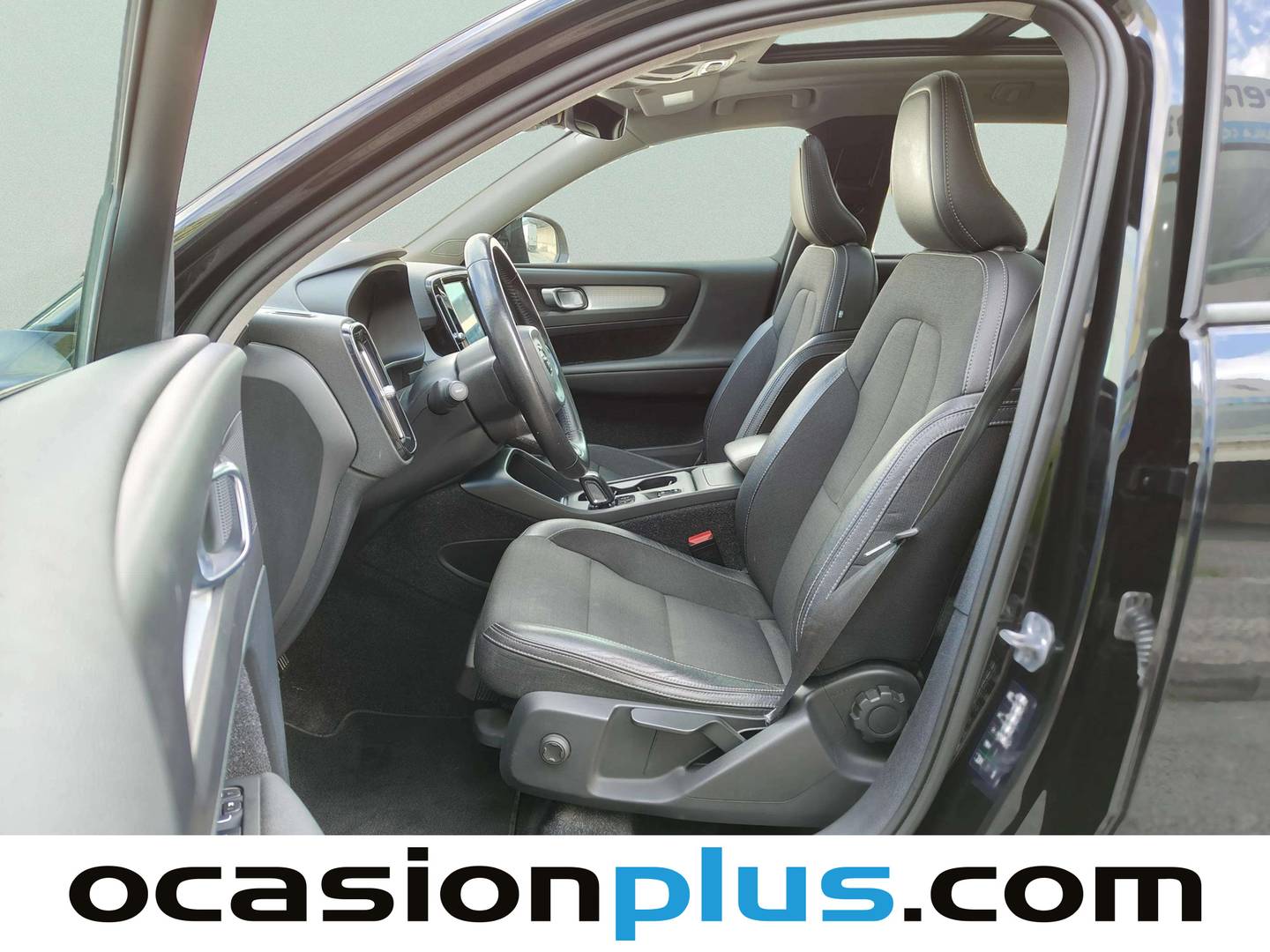 Foto asientos delanteros Volvo XC40 Volvo XC40 D3 Business Plus Auto (150 CV)