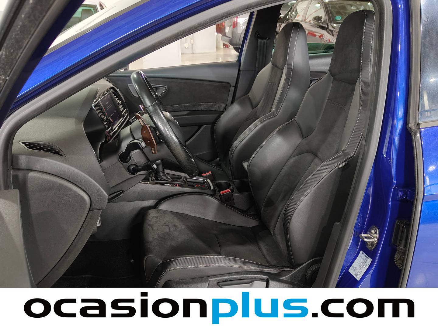 Foto asientos delanteros Seat León SEAT León 2.0 TFSI S&S Cupra DSG-7 (290 CV)