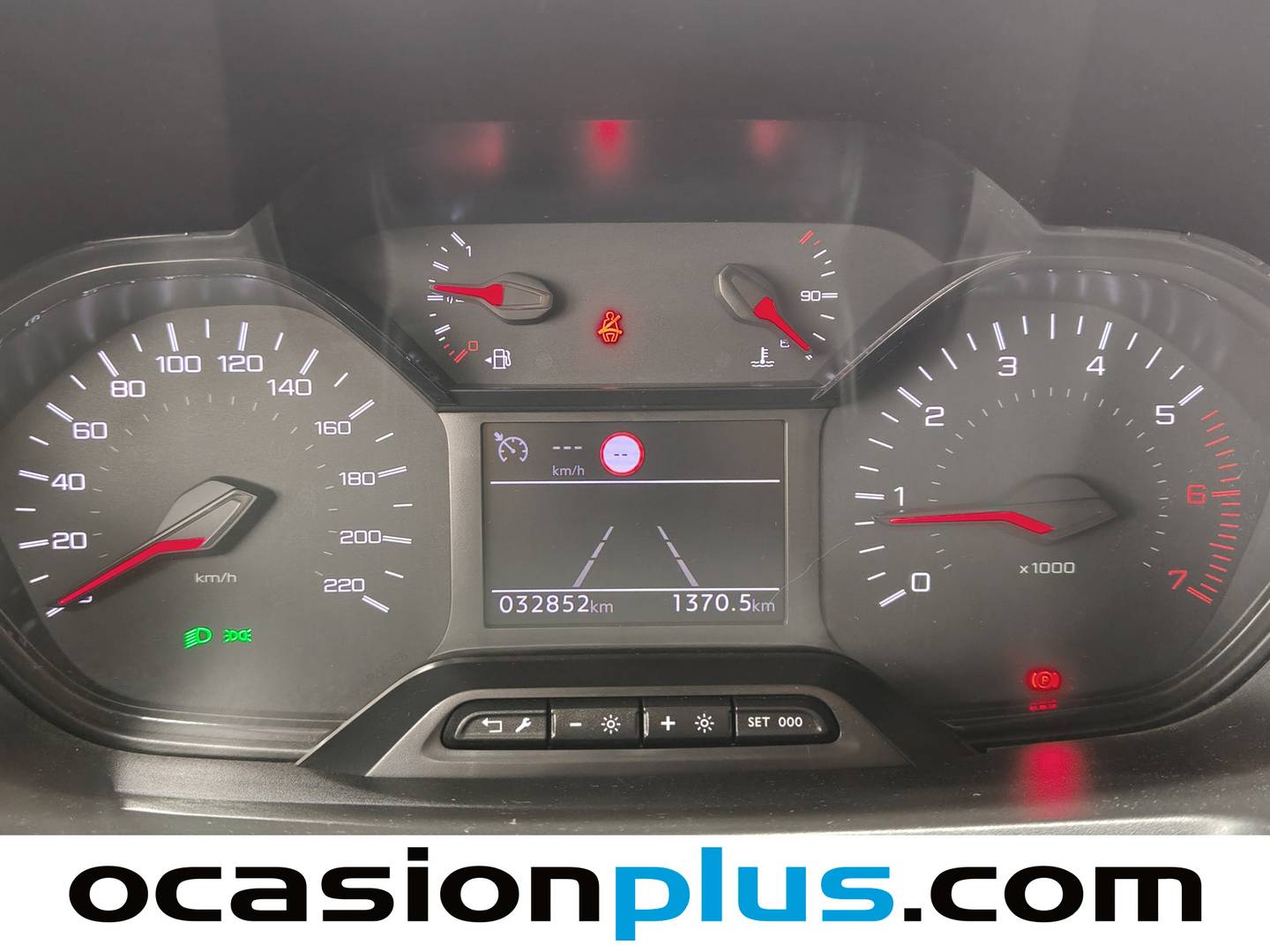 Equipamiento del Peugeot Rifter Peugeot Rifter Style Standard PureTech (110 CV)