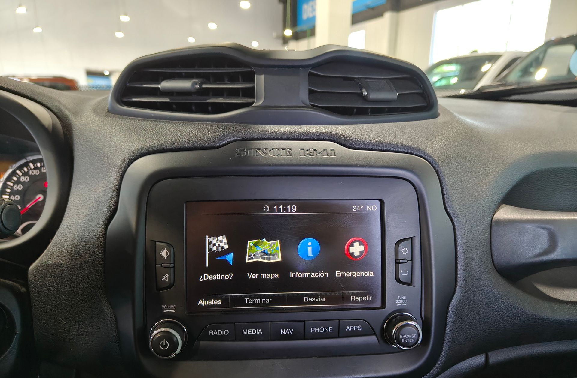 Jeep Renegade 1.4 MultiAir Limited 4x2 Ddct - foto 9
