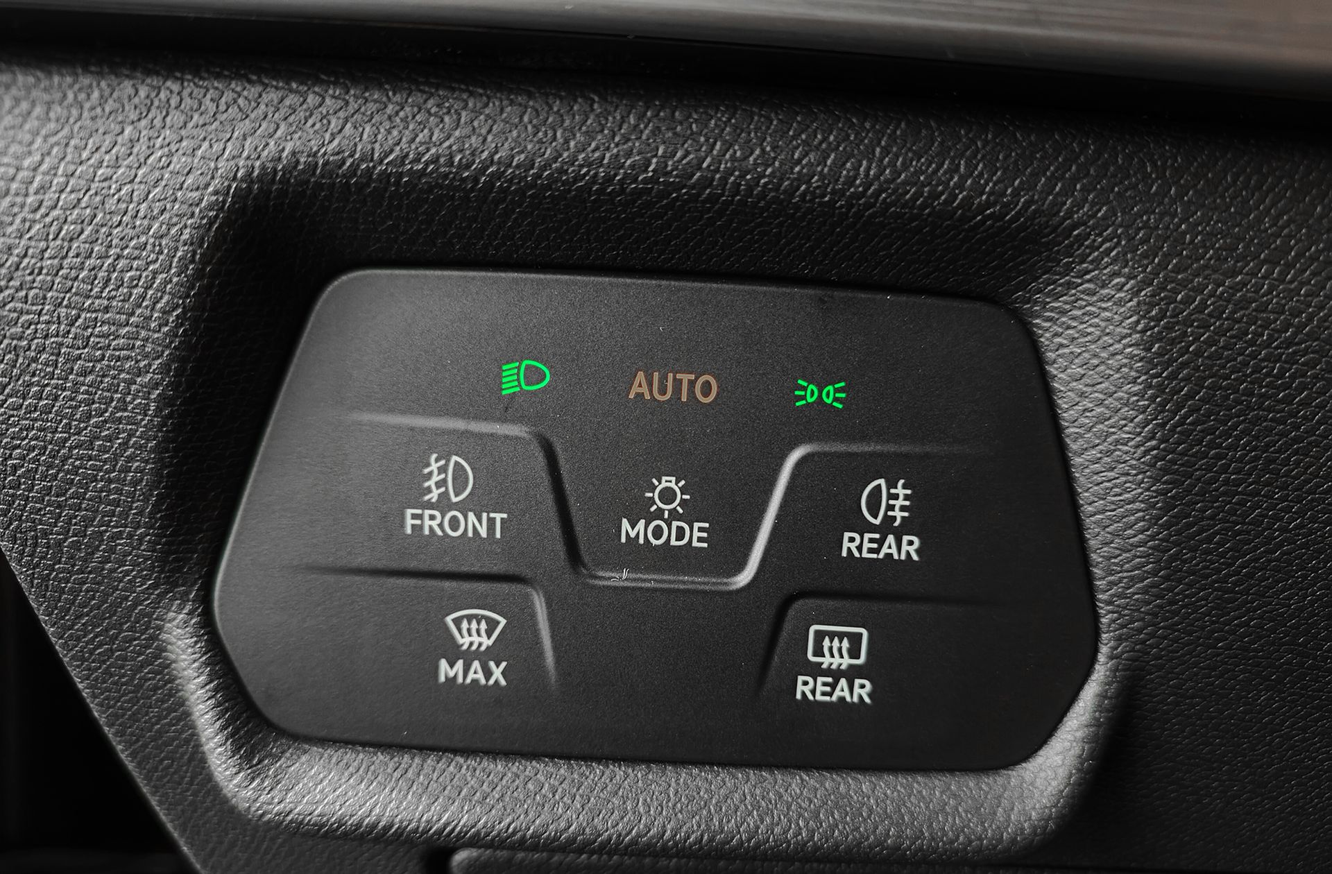 SEAT León 1.5 eTSI FR Launch Pack L DSG - foto 29