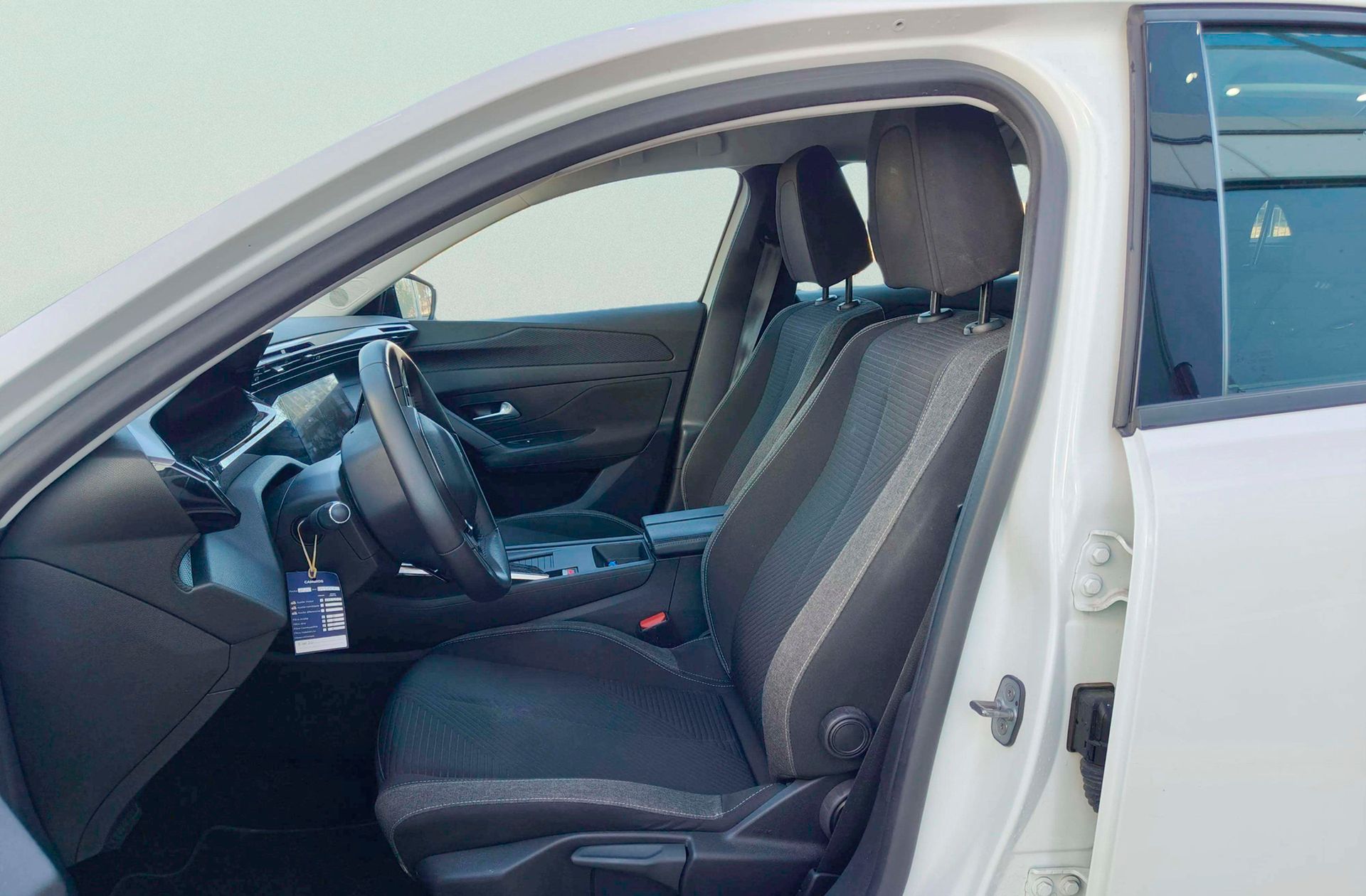 Peugeot 308 SW BlueHDi 130 Active Pack EAT8 - foto 9