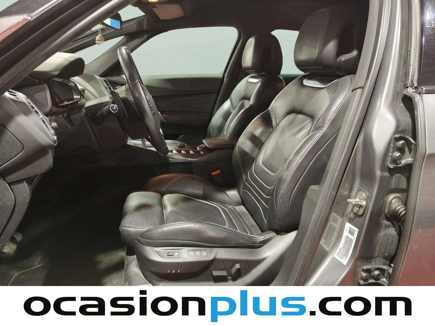 Foto asientos delanteros Citroën DS5 Citroen DS5 e-HDI Design CMP (112 CV)