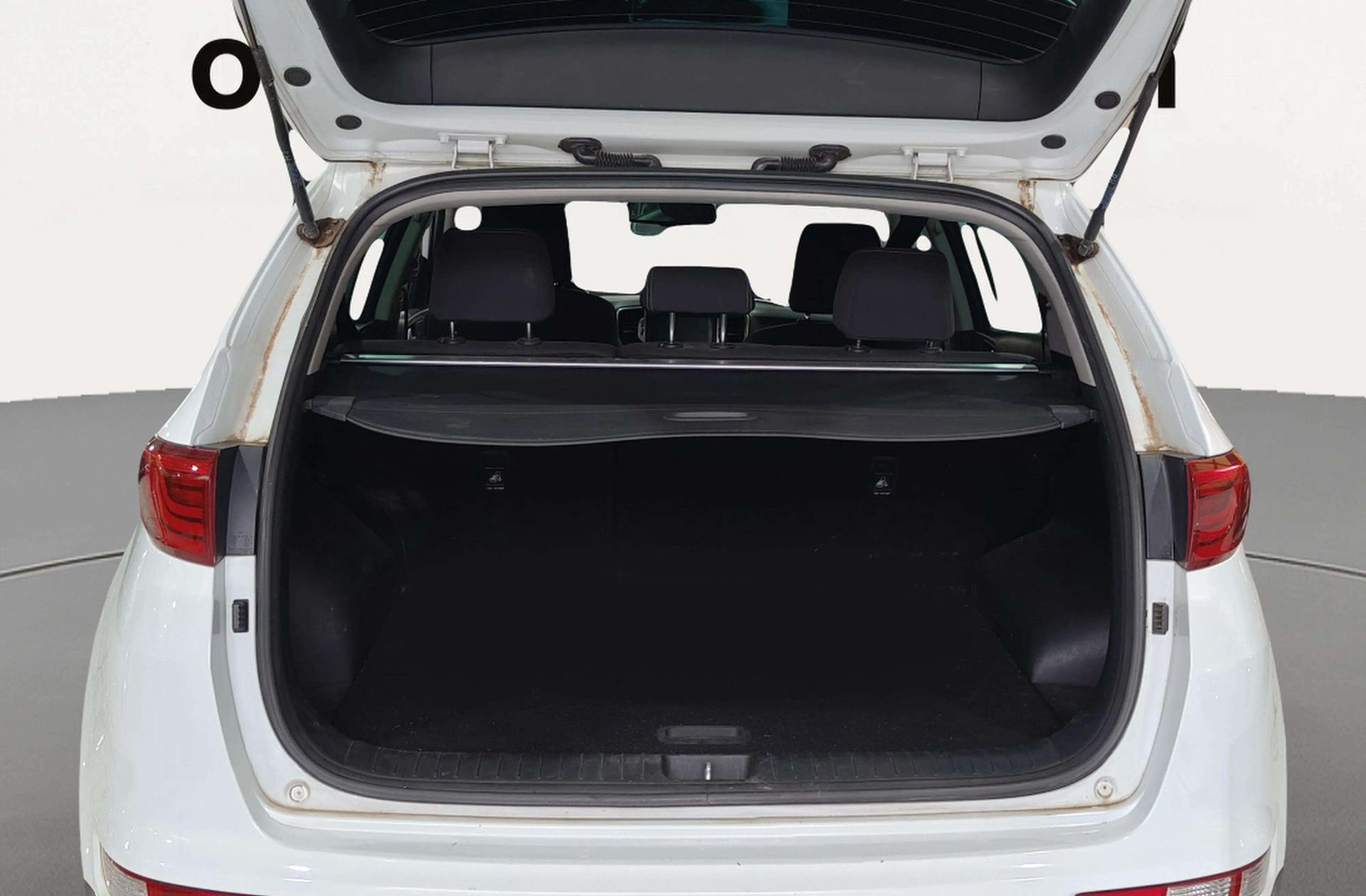 Kia Sportage 1.6 GDi x-Tech17 4x2 - foto 12