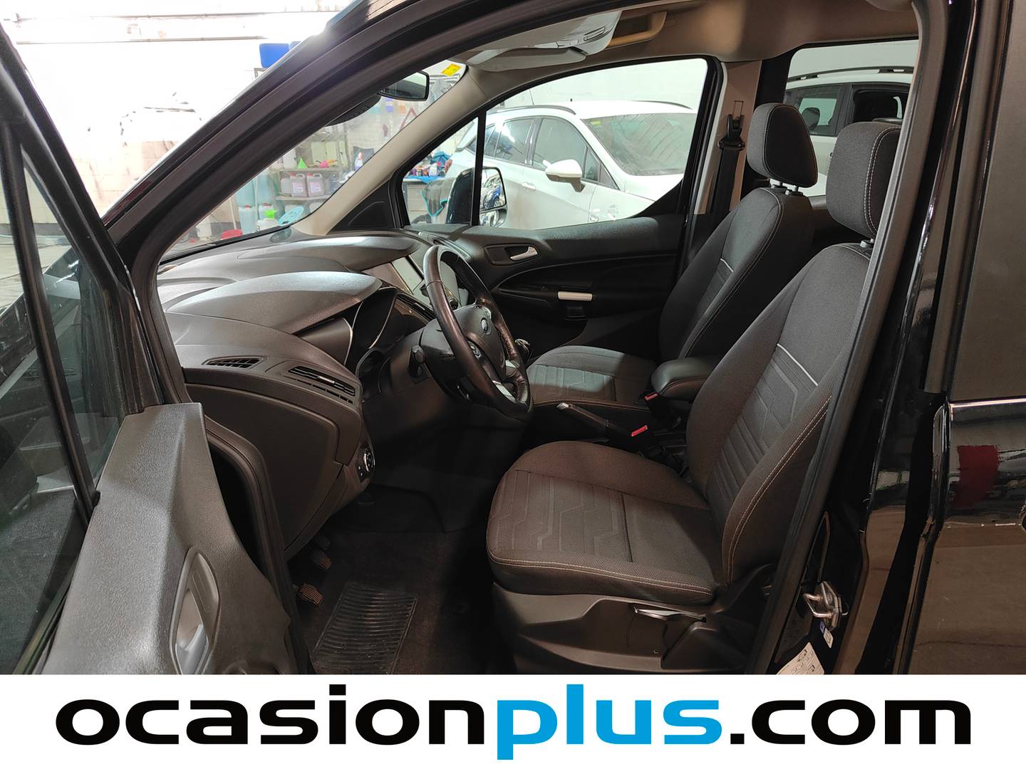 Foto Ford Tourneo Connect Ford Tourneo Connect 1.5 TDCI S&S Titanium  (120 CV)